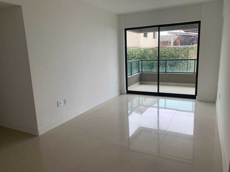 Apartamento à venda com 2 quartos, 94m² - Foto 3