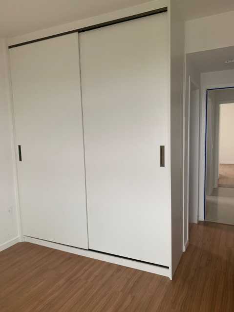 Apartamento à venda com 2 quartos, 86m² - Foto 16