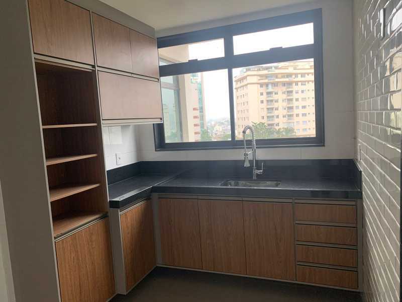 Apartamento à venda com 2 quartos, 86m² - Foto 25