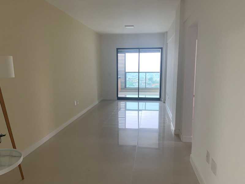 Apartamento à venda com 2 quartos, 86m² - Foto 4