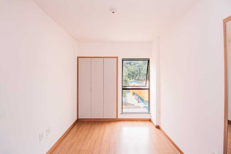 Apartamento à venda com 3 quartos, 86m² - Foto 15