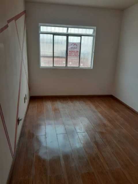 Apartamento à venda com 2 quartos, 60m² - Foto 3