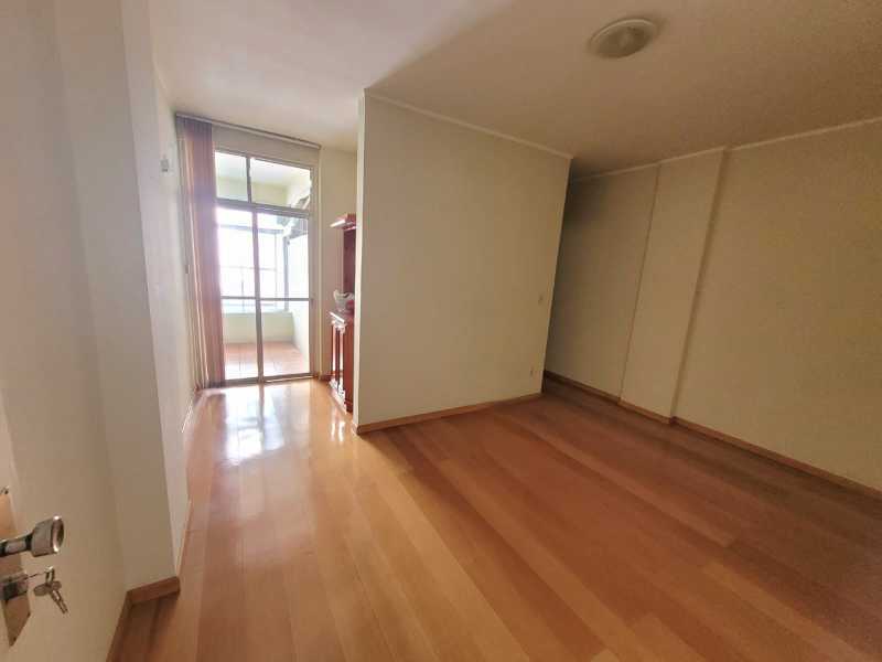 Apartamento para alugar com 1 quarto, 45m² - Foto 2