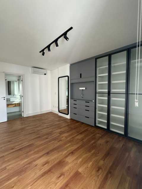 Apartamento à venda com 4 quartos, 200m² - Foto 5