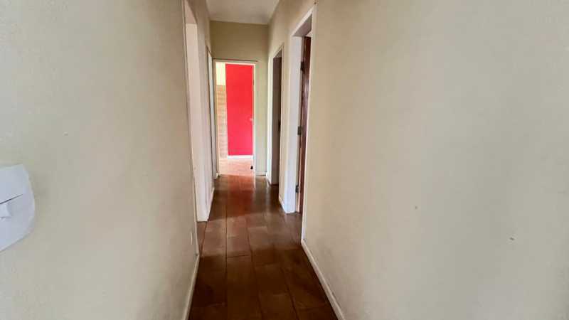 Casa à venda com 4 quartos, 250m² - Foto 8