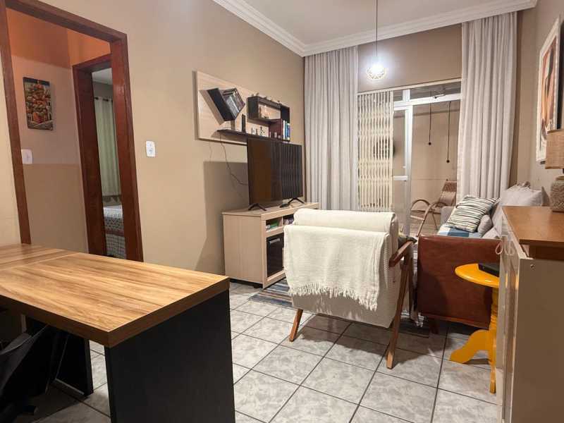 Apartamento para alugar com 2 quartos, 80m² - Foto 3