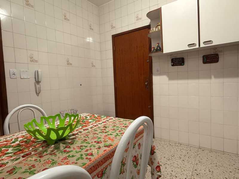 Apartamento para alugar com 2 quartos, 80m² - Foto 24