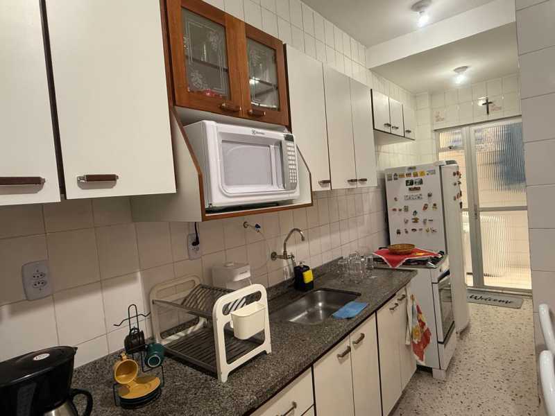 Apartamento para alugar com 2 quartos, 80m² - Foto 23