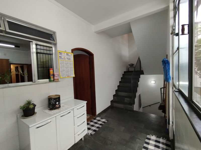 Casa à venda com 4 quartos, 440m² - Foto 22