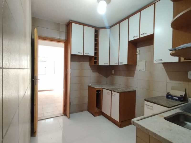 Apartamento à venda com 1 quarto, 41m² - Foto 11