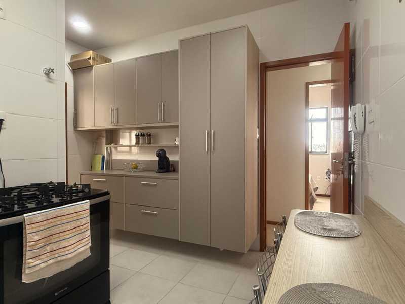 Apartamento à venda com 3 quartos, 128m² - Foto 24