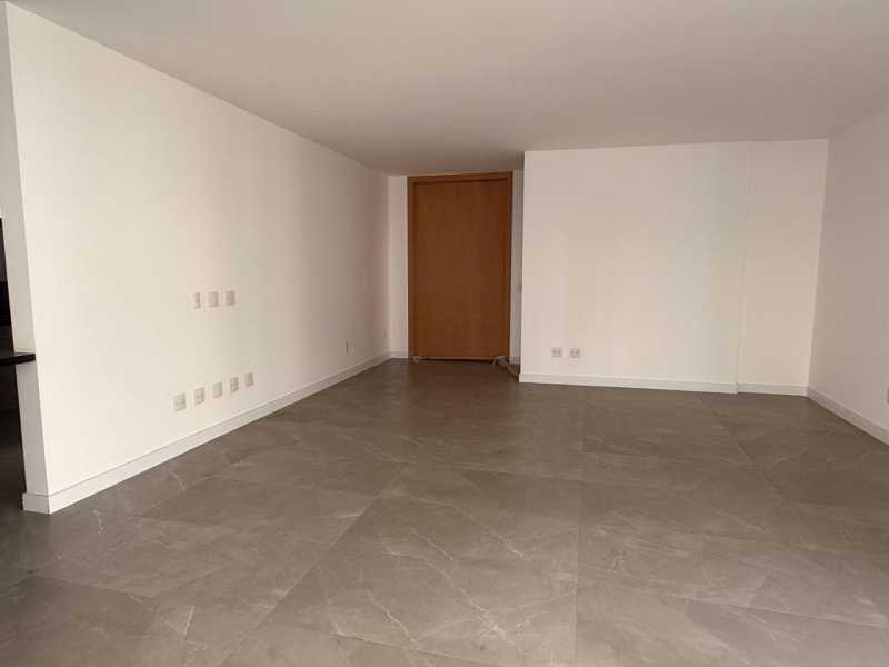 Apartamento à venda com 4 quartos, 350m² - Foto 5