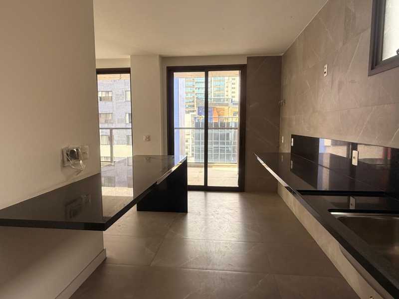 Apartamento à venda com 4 quartos, 350m² - Foto 10