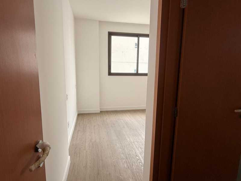 Apartamento à venda com 4 quartos, 350m² - Foto 19