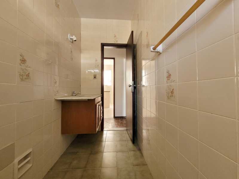 Apartamento à venda com 2 quartos, 70m² - Foto 6