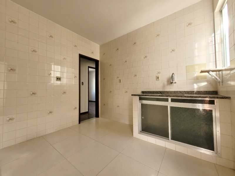 Apartamento à venda com 2 quartos, 70m² - Foto 11