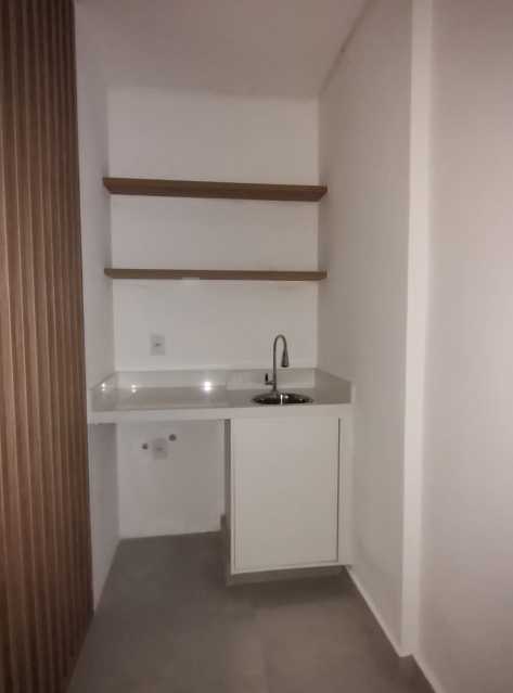 Apartamento à venda com 3 quartos, 76m² - Foto 13