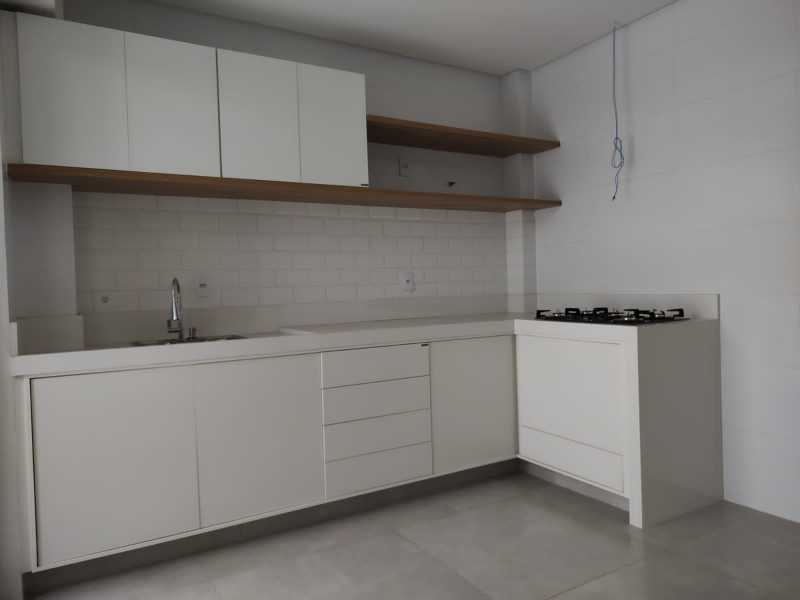 Apartamento à venda com 3 quartos, 76m² - Foto 11