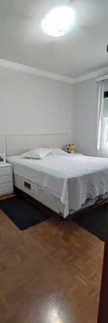 Apartamento à venda com 2 quartos, 67m² - Foto 12