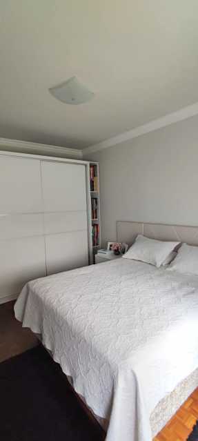 Apartamento à venda com 2 quartos, 67m² - Foto 11