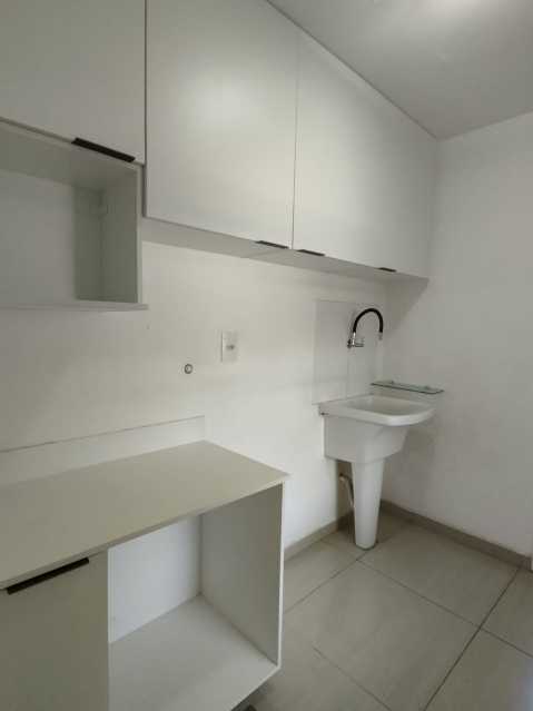 Apartamento à venda com 2 quartos, 95m² - Foto 26