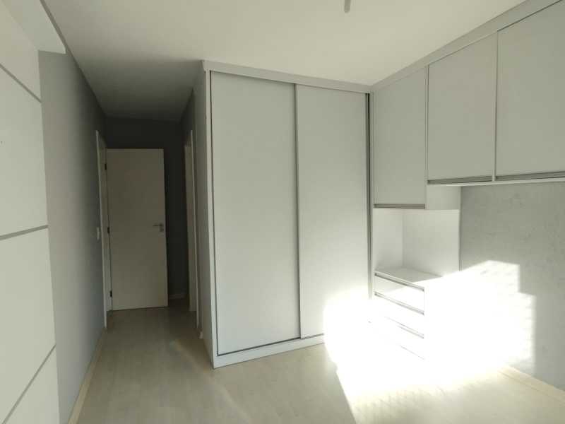 Apartamento à venda com 2 quartos, 95m² - Foto 10