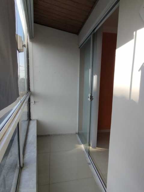 Apartamento à venda com 2 quartos, 95m² - Foto 5