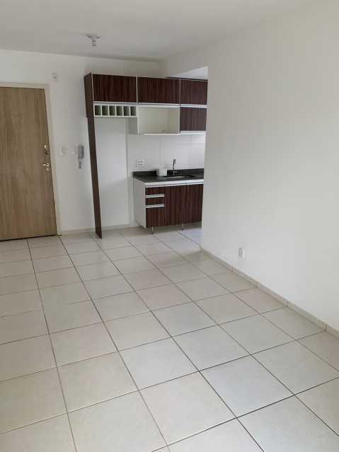 Apartamento à venda com 2 quartos, 66m² - Foto 10