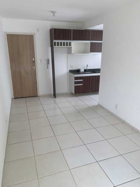 Apartamento à venda com 2 quartos, 66m² - Foto 12