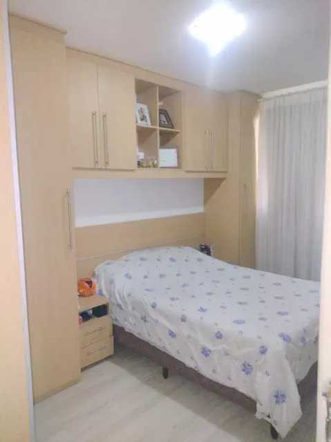 Apartamento à venda com 2 quartos, 70m² - Foto 9