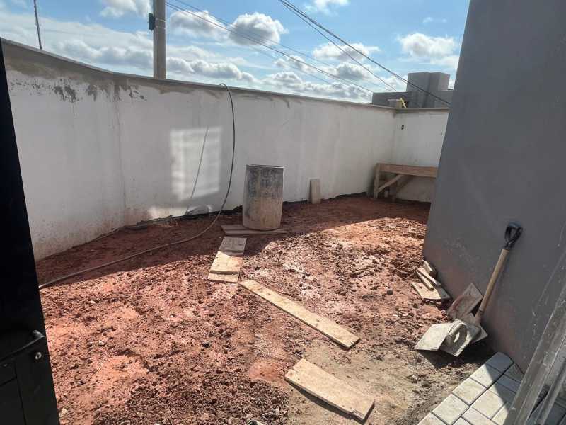 Casa à venda com 3 quartos, 100m² - Foto 3