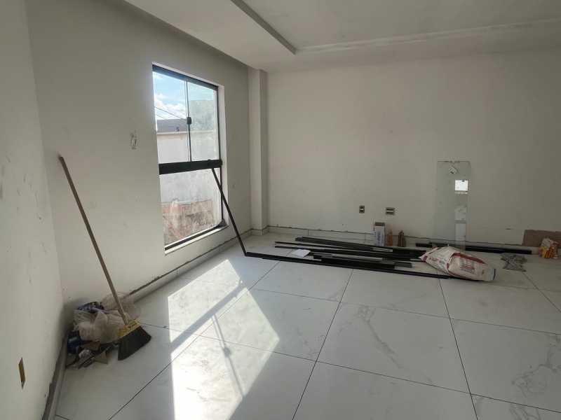 Casa à venda com 3 quartos, 100m² - Foto 5