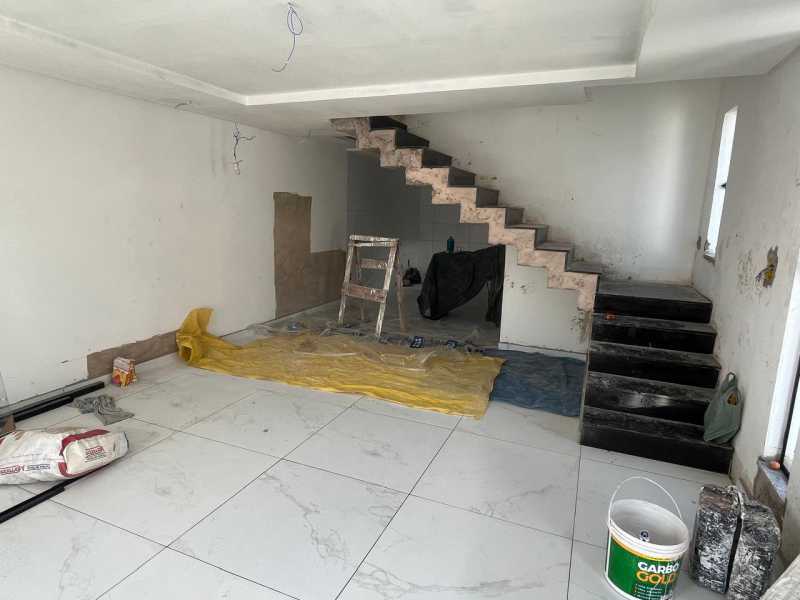 Casa à venda com 3 quartos, 100m² - Foto 7