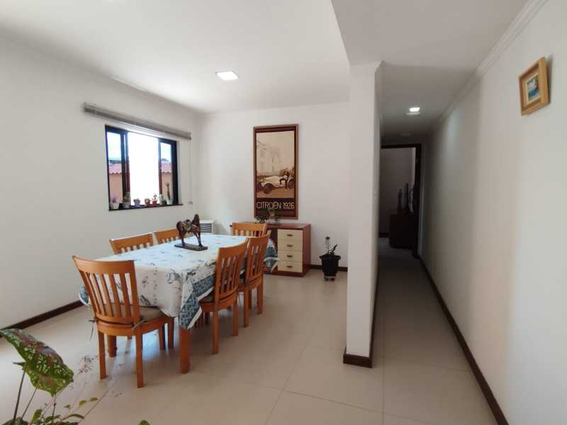 Casa à venda com 4 quartos, 158m² - Foto 23