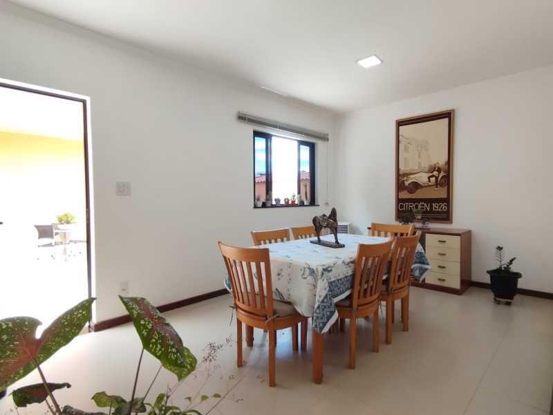 Casa à venda com 4 quartos, 158m² - Foto 25