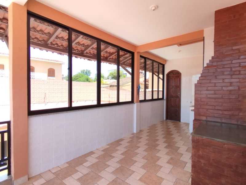 Casa à venda com 2 quartos, 129m² - Foto 13