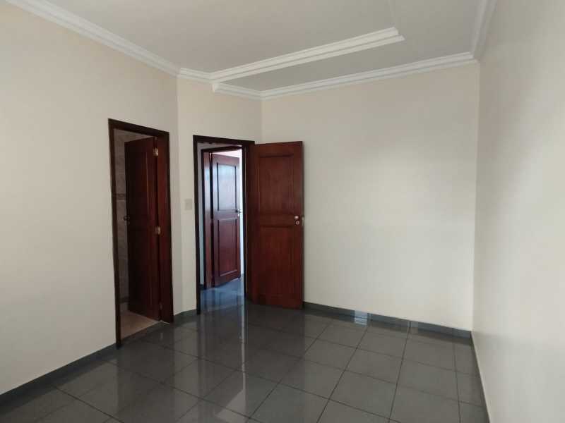 Casa à venda com 2 quartos, 129m² - Foto 18