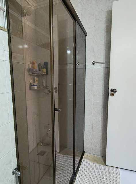 Apartamento à venda com 3 quartos, 100m² - Foto 18