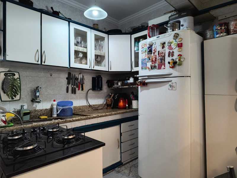 Apartamento à venda com 3 quartos, 100m² - Foto 7