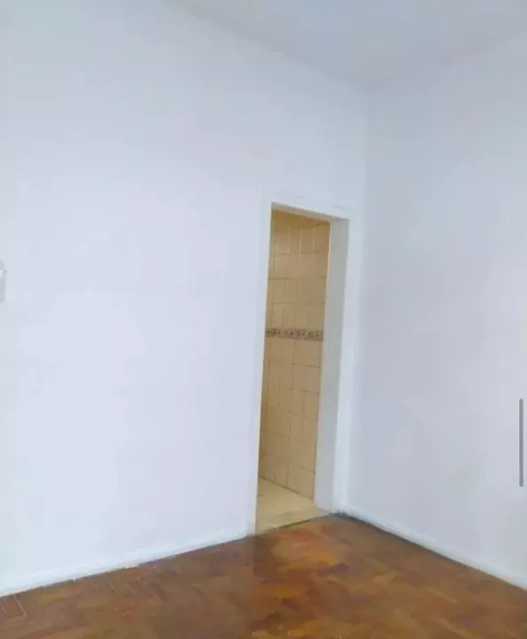 Apartamento para alugar com 2 quartos, 65m² - Foto 2