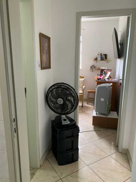 Apartamento à venda com 1 quarto, 50m² - Foto 7