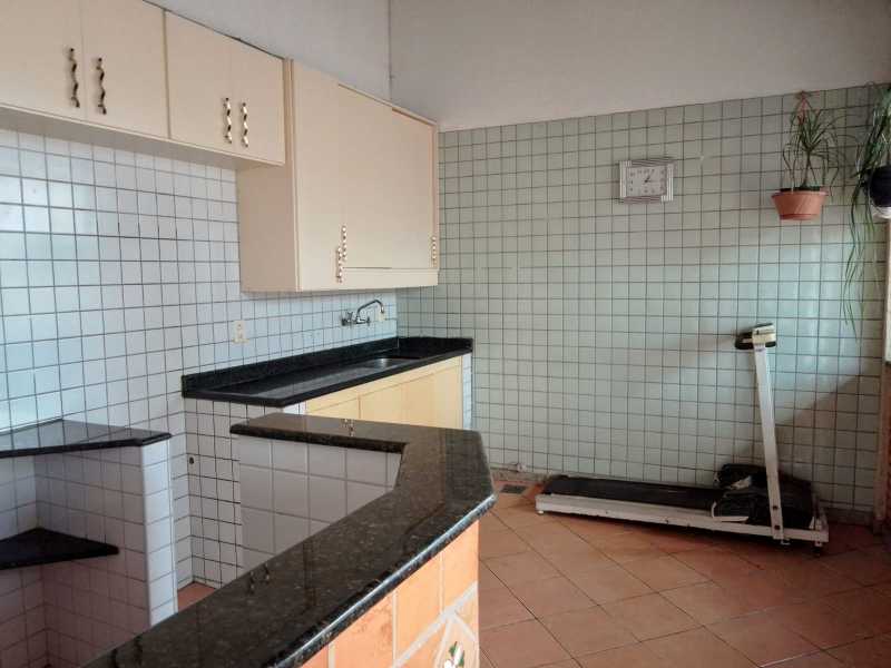 Cobertura à venda com 3 quartos, 150m² - Foto 15