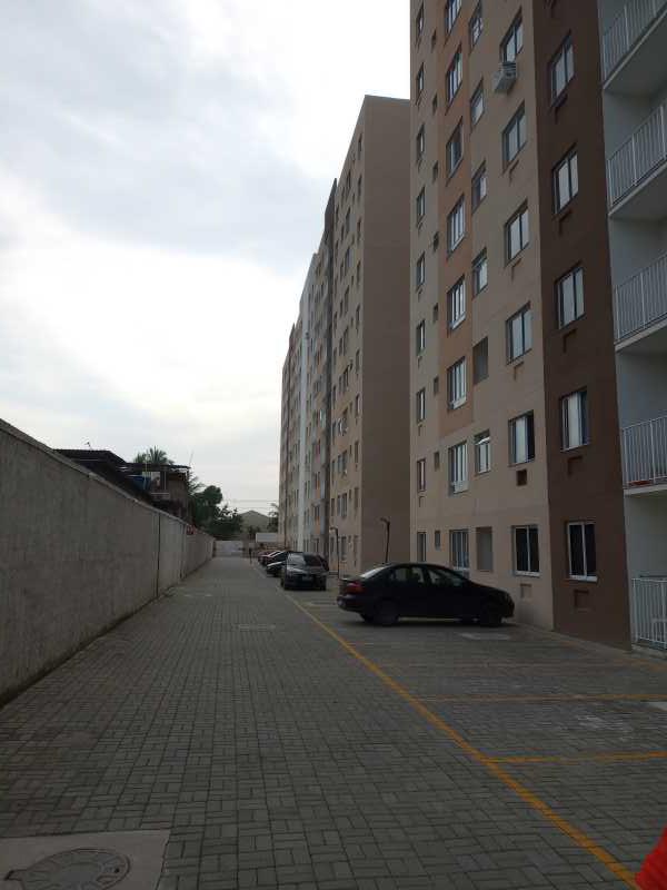 Apartamento à venda com 2 quartos, 70m² - Foto 3