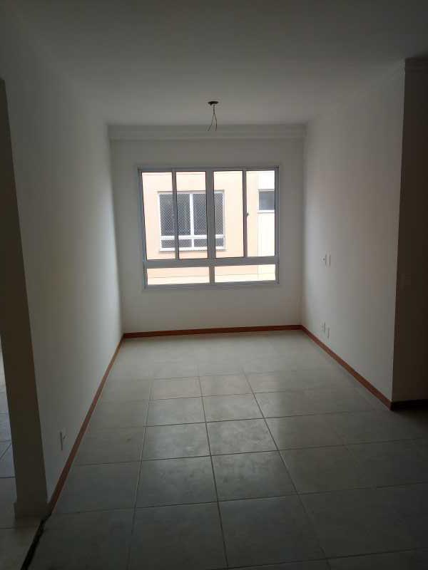 Apartamento à venda com 2 quartos, 70m² - Foto 4