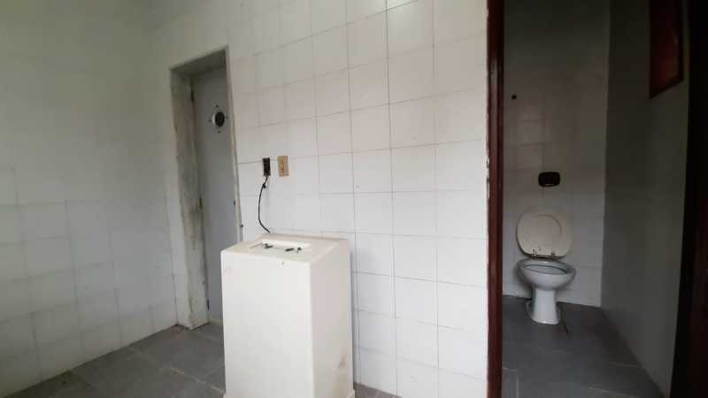 Casa à venda com 4 quartos, 180m² - Foto 27