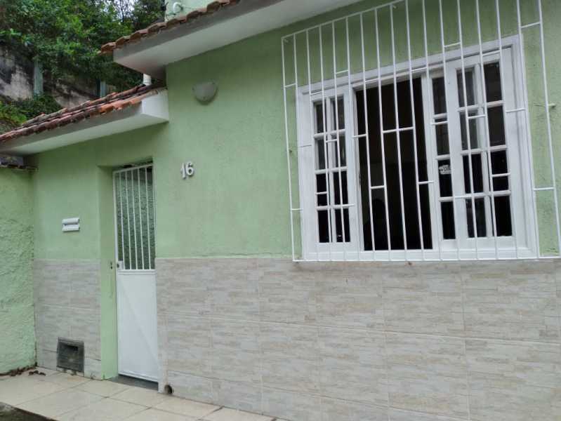 Casa de Vila à venda com 2 quartos, 85m² - Foto 1