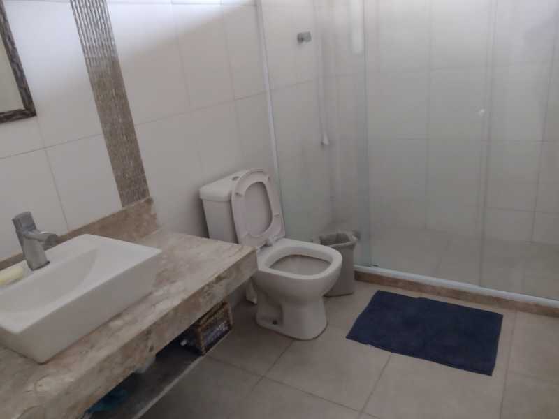 Casa de Condomínio à venda com 4 quartos, 200m² - Foto 11