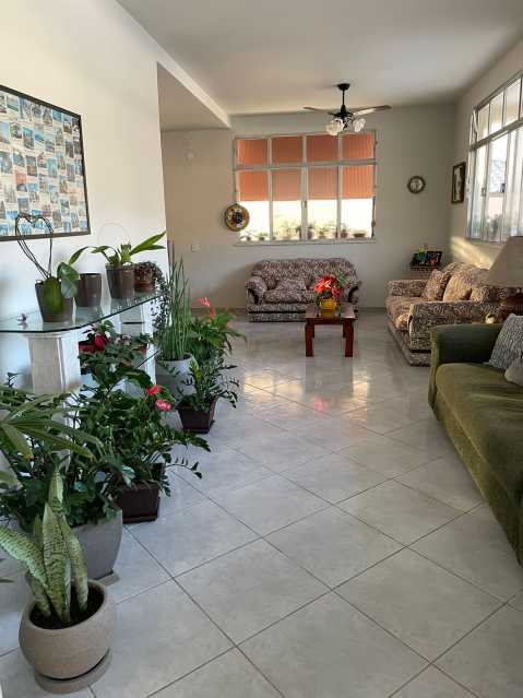 Casa de Condomínio à venda com 5 quartos, 180m² - Foto 5