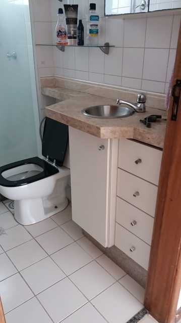 Apartamento à venda com 2 quartos, 68m² - Foto 8