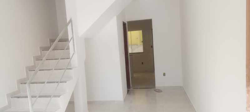 Casa à venda com 2 quartos, 68m² - Foto 8